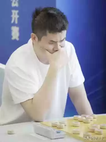 棋王攻势最强阵容搭配图(王者荣耀棋盘最佳阵容)插图2