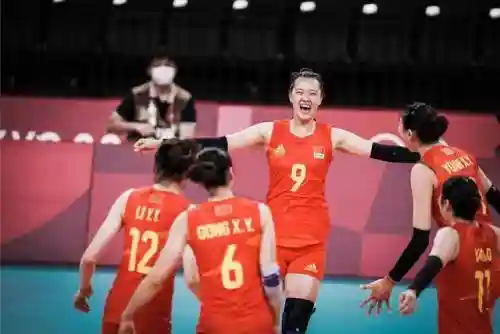 奥菲利亚阵容搭配(罗莎莉亚主c搭配什么阵容)插图3