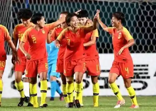 大巴首发阵容(2024豪华双层大巴模拟下载)插图7