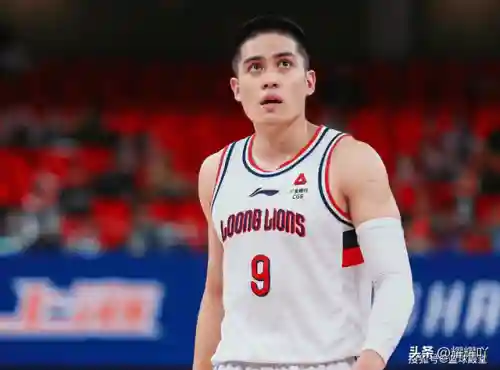 豪华阵容绝了(21世纪豪门最佳阵容)插图2