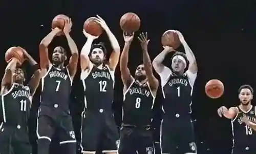 篮网这个阵容下赛季
