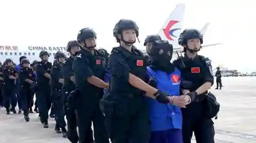 押钞阵容