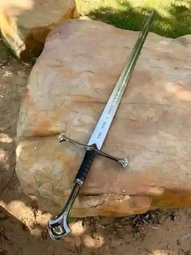 圣教军能用什么武器