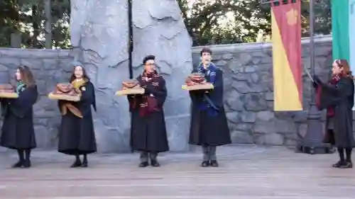 环球旅舍阵容_1