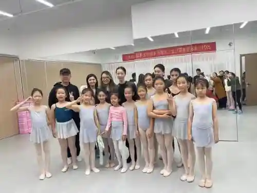 舞蹈师资阵容插图