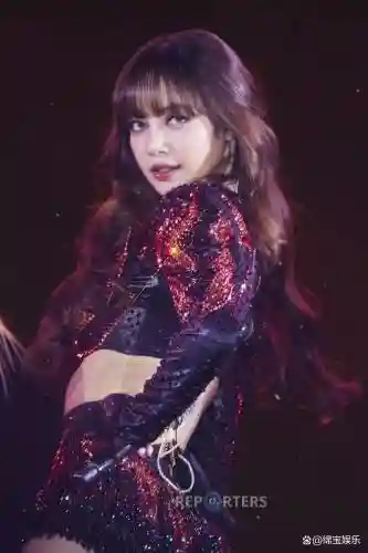 lisa跨年阵容