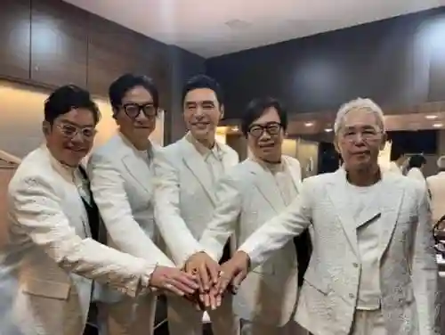 谭咏麟好友阵容插图