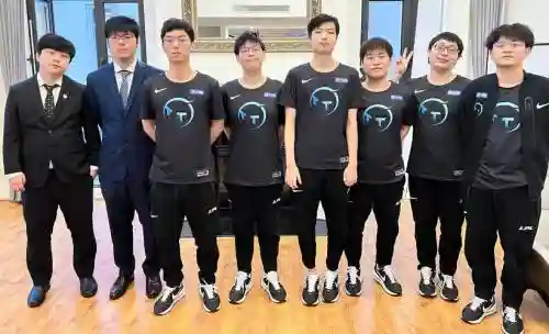 plc战队阵容插图