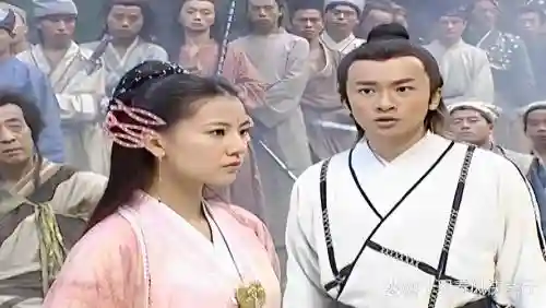 张无忌周芷若阵容搭配